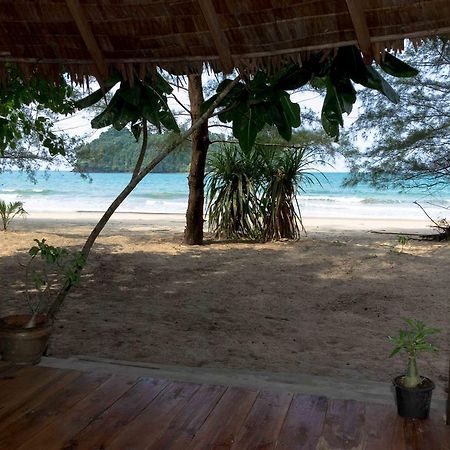 Tawan Bar And Bungalow Hotel Ko Phra Thong Zewnętrze zdjęcie