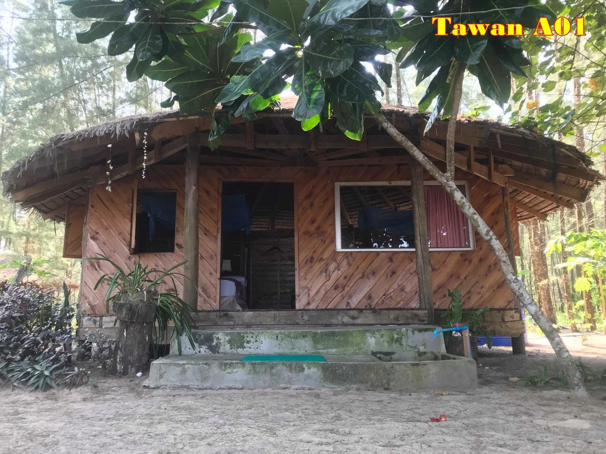 Tawan Bar And Bungalow Hotel Ko Phra Thong Zewnętrze zdjęcie
